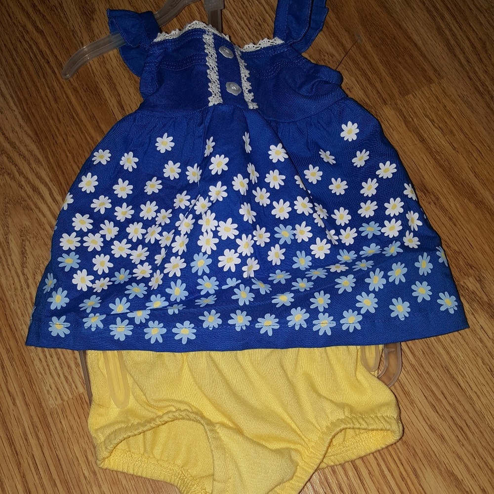 NWT Yellow and blue newborn outfit