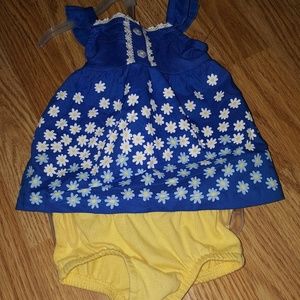 NWT Yellow and blue newborn outfit