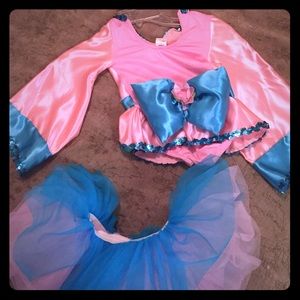 Girls dancewear/costume in usual blue &a pink