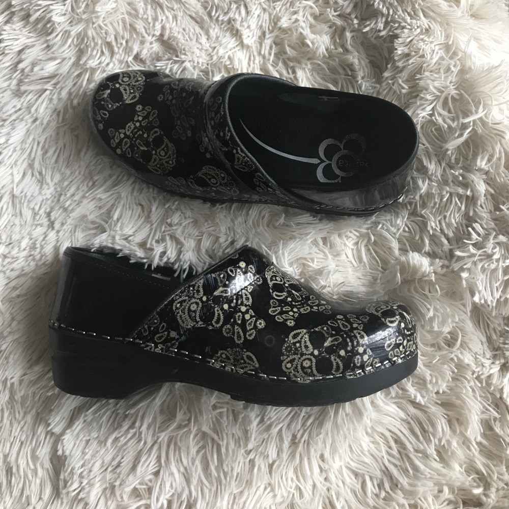 Sanita Skull Clogs
