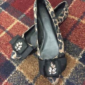 Loft leopard flats