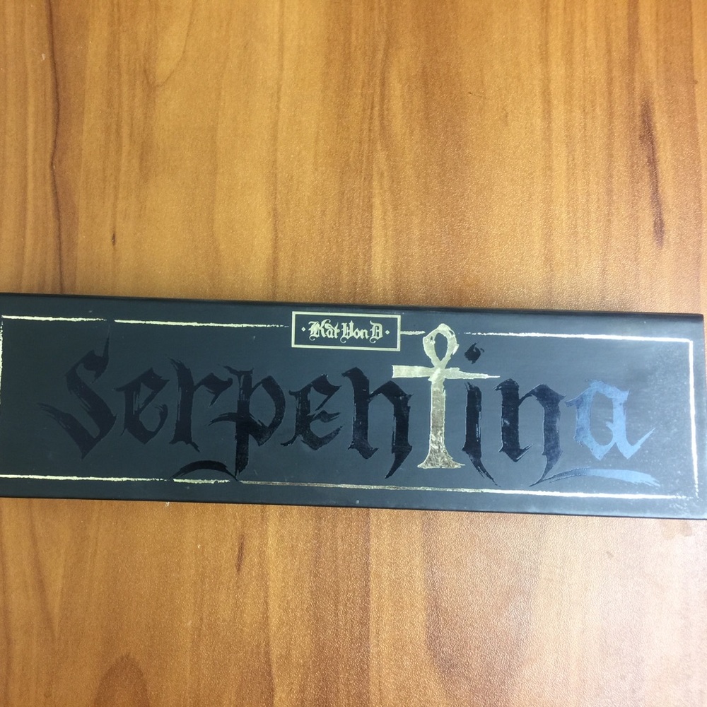 Authentic serpentina palette limited edition