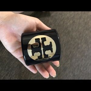 Tory butch bracelet.