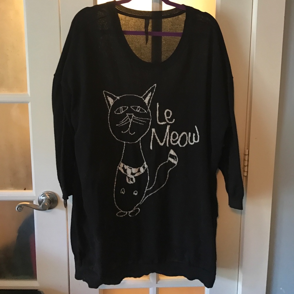 Melisssa McCarthy 7 black Meow Cat sweater