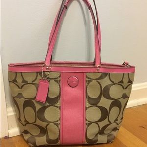 pink and tan coach purse