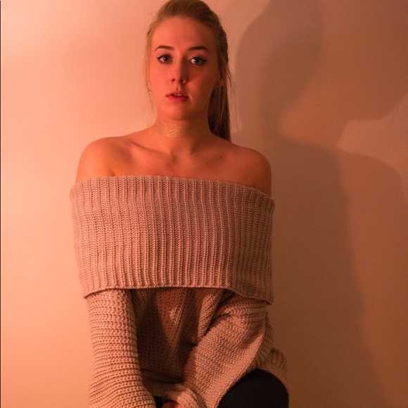 Welcome to Kaydee's Closet! - Picture 3 of 6