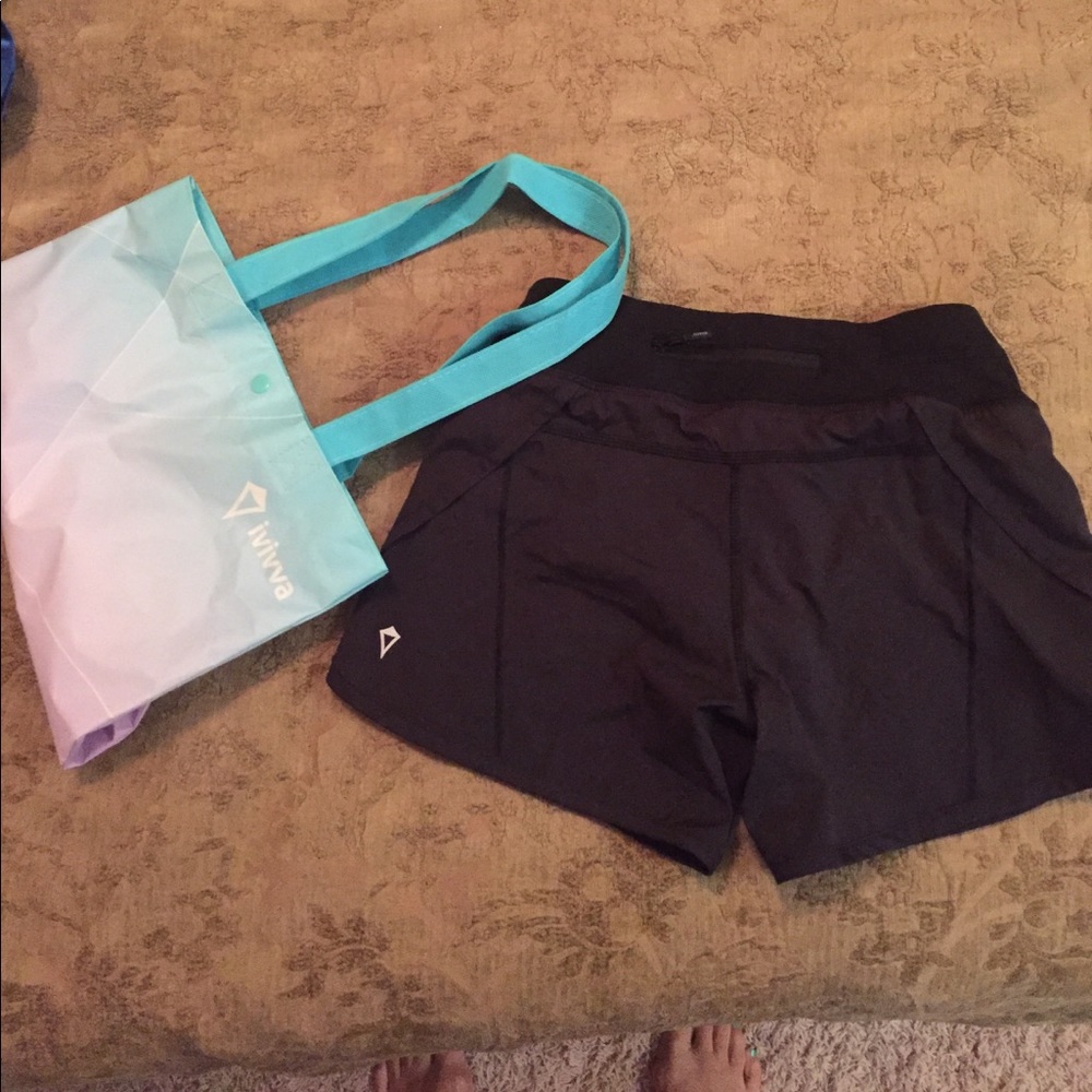 Girls IVIVVA shorts