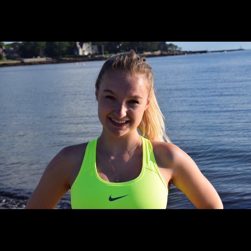 Meet your Posher, Kaelyn