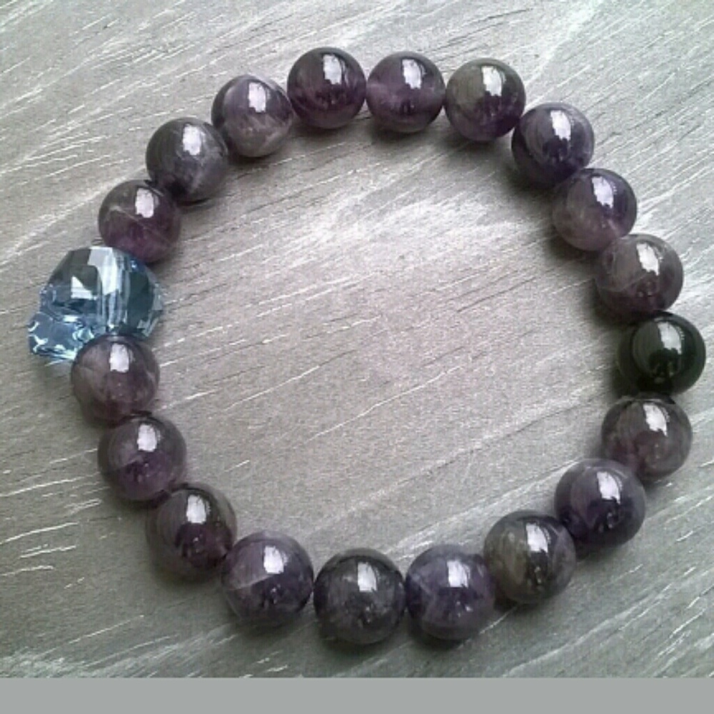 Blue Swarovski Skull Amethysts bracelet