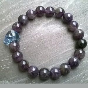 Blue Swarovski Skull Amethysts bracelet
