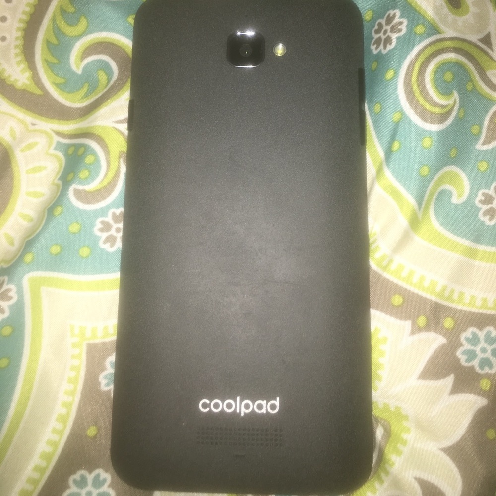 Android phone - Picture 2 of 2
