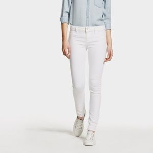 DL1961 Florence White (milk) Skinny Jeans
