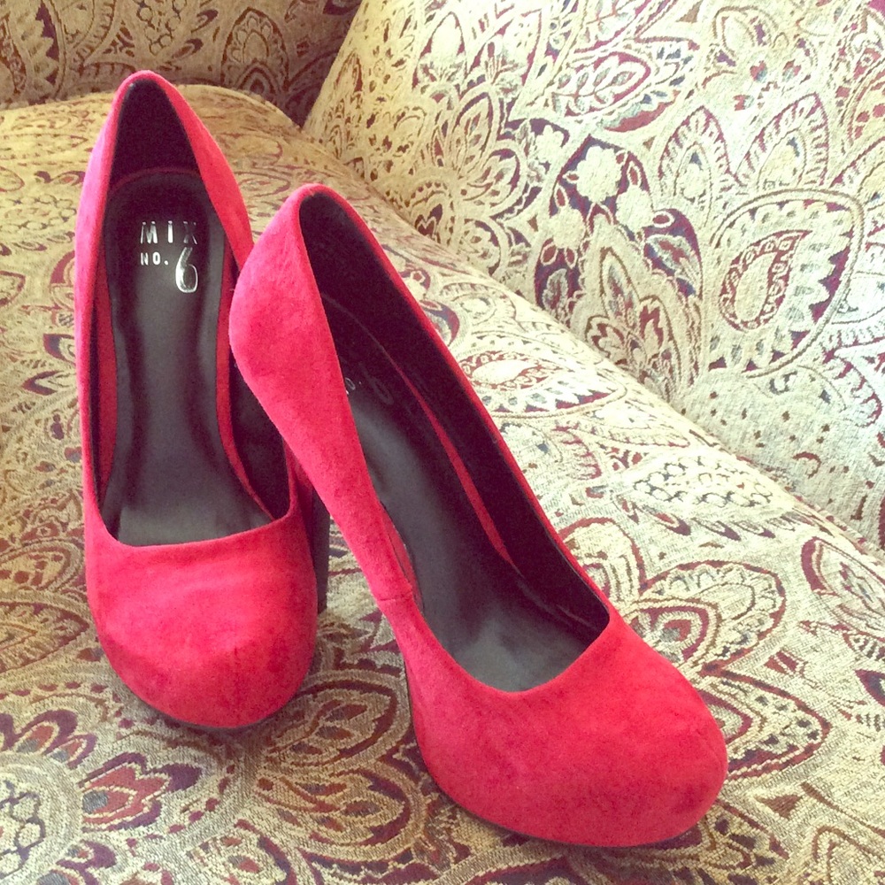 Red Stilleto
