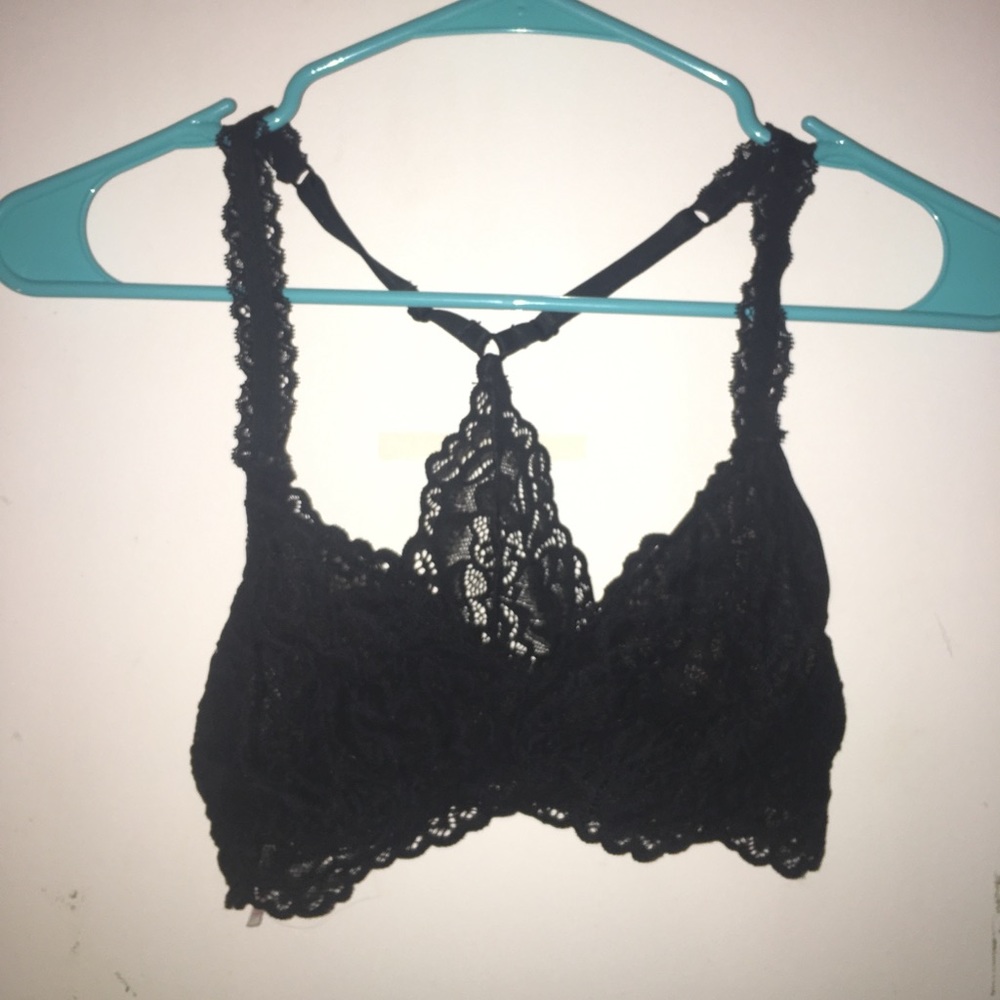 Black Razor Back Lace Bralette