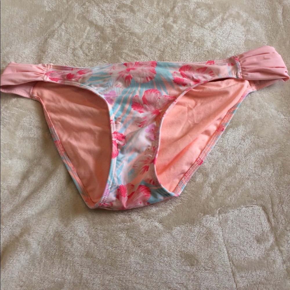 Hollister Bikini Bottom size Large