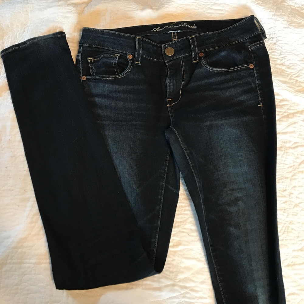American eagle dark wash jeans