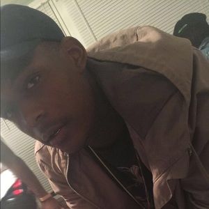 Meet your Posher, Justin