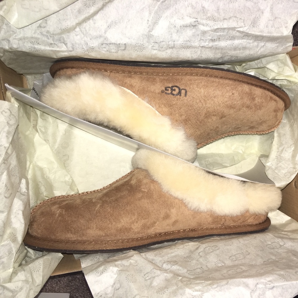 Brand new never worn ugg slippers