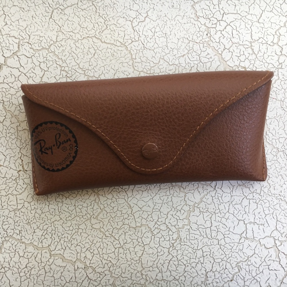 Rayban case