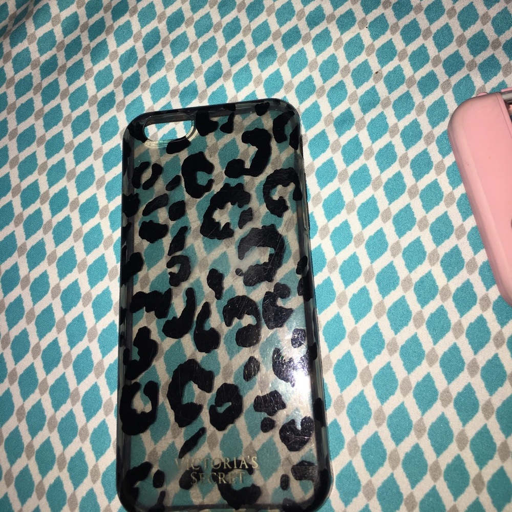 Victoria's Secret cheetah case