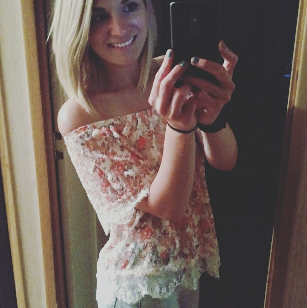 Meet your Posher, Micaela