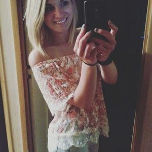 Meet your Posher, Micaela