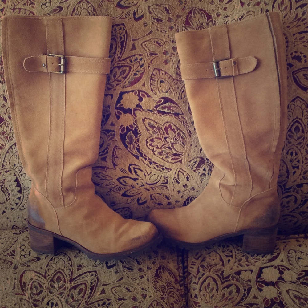 Knee high leather boots