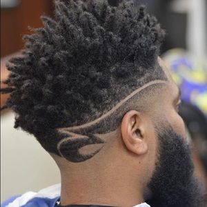 Meet your Posher, Devonte