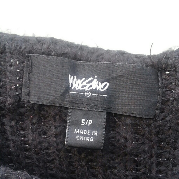 Mossimo - Picture 3 of 3