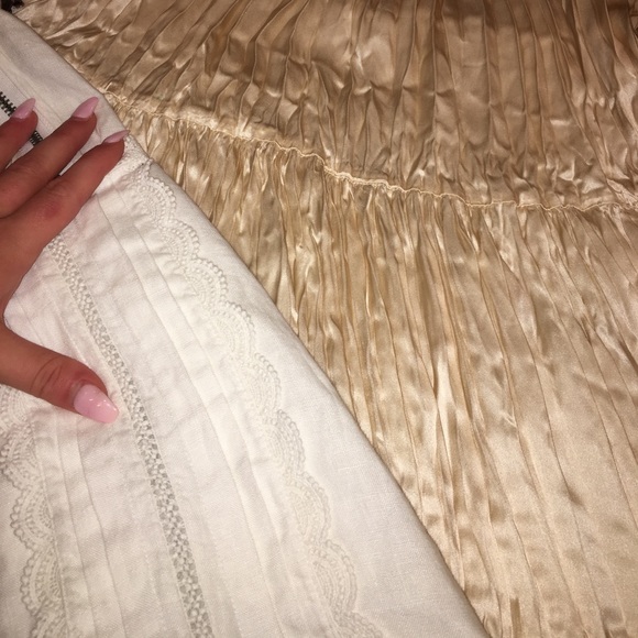 BCBG Maxazria Pearl Gatsby styled dress Like new - Picture 8 of 8