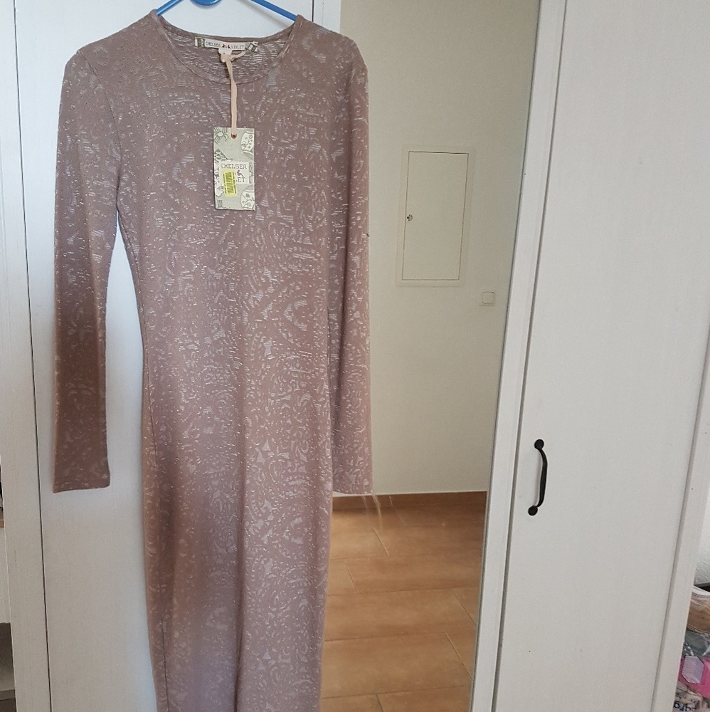 Chelsea & Violet Blush dress