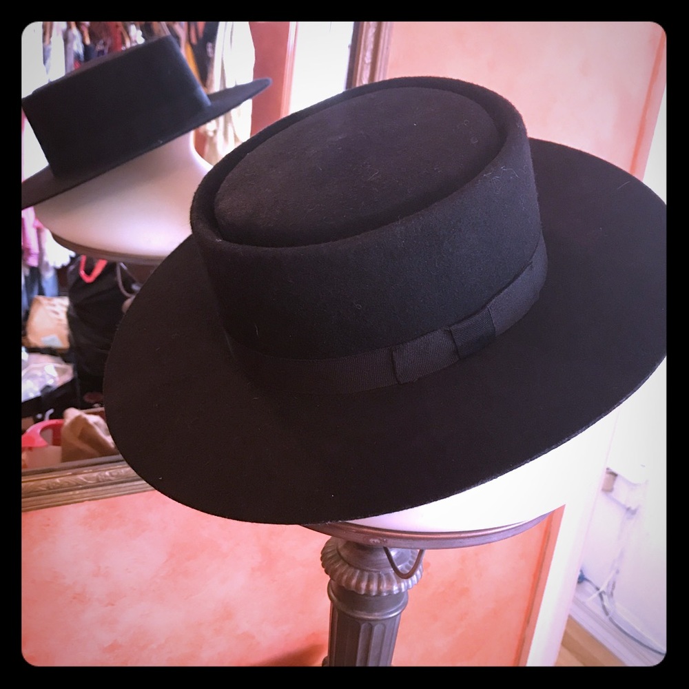 YSL style wide brim hat