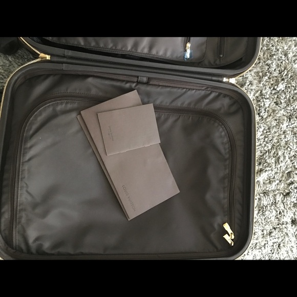Louis Vuitton Zephyr 55 hard case Luggage - Picture 7 of 8