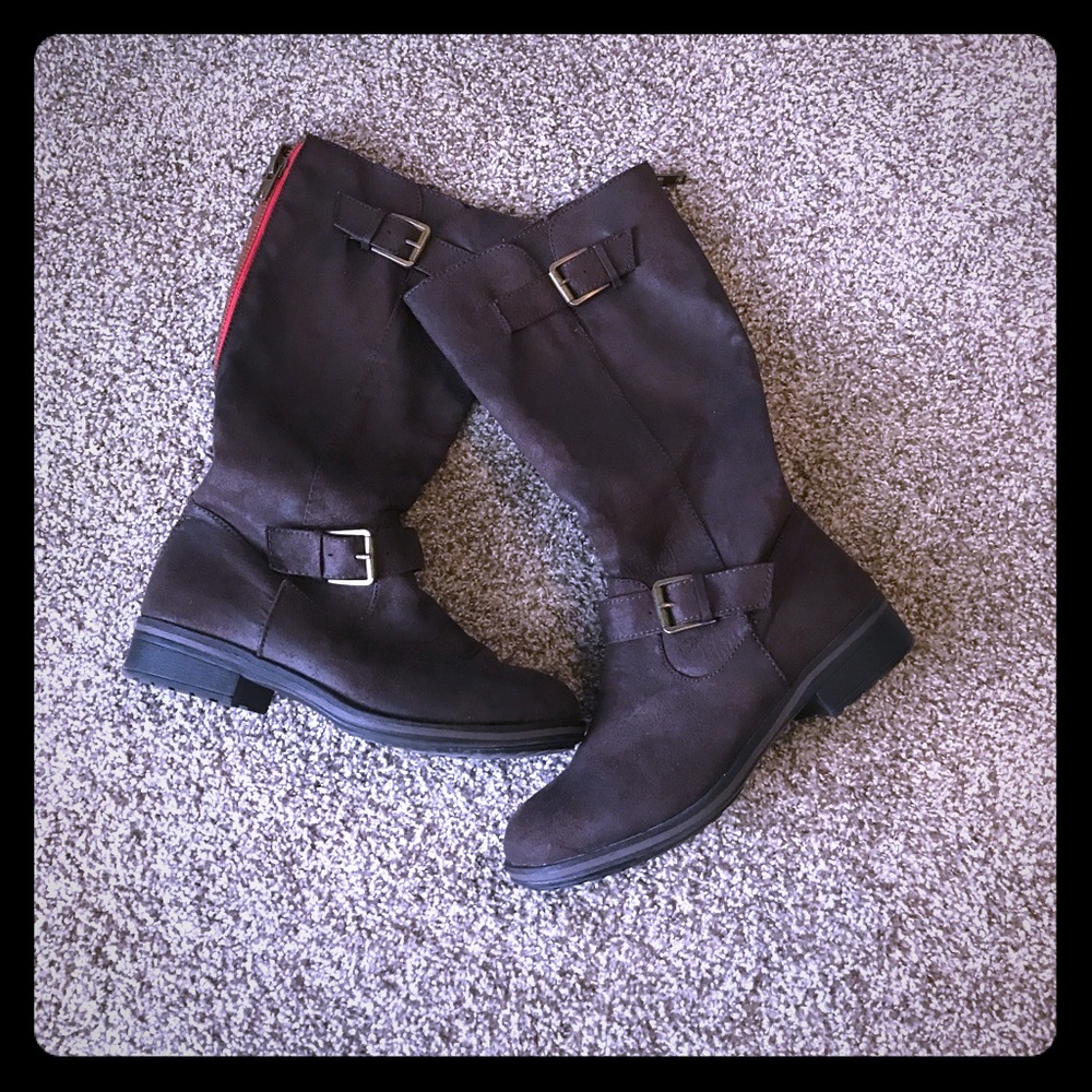 AE Riding Boots