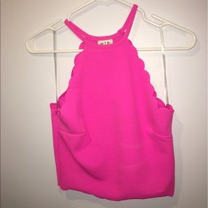 hot pink🌸🌸 scalloped tank top NWT