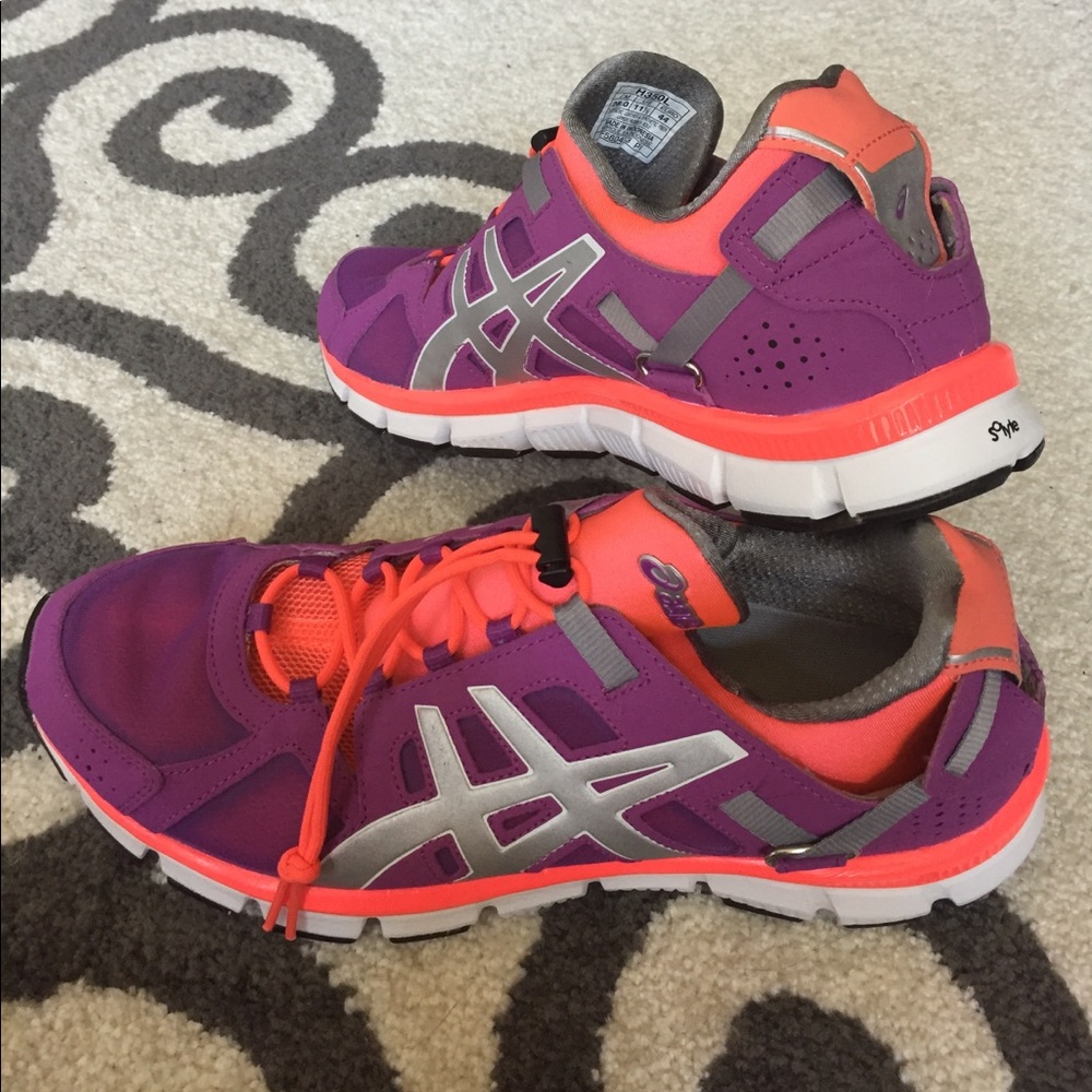 ASICS Women's Gel Synthesis Athletic Shoes