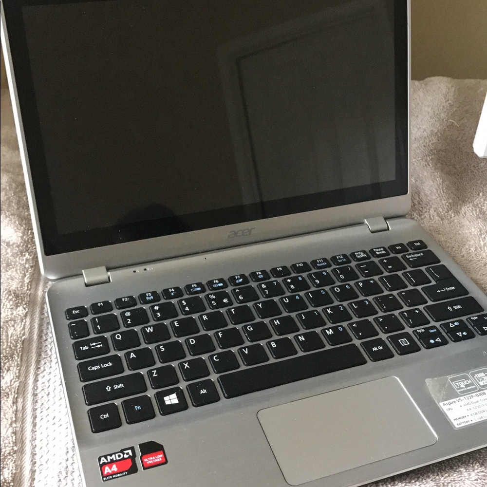 Windows LapTop ! Touch Screen