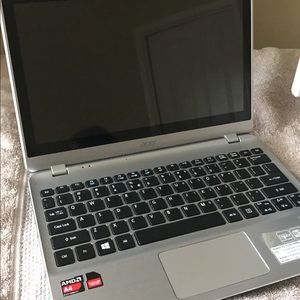 Windows LapTop ! Touch Screen