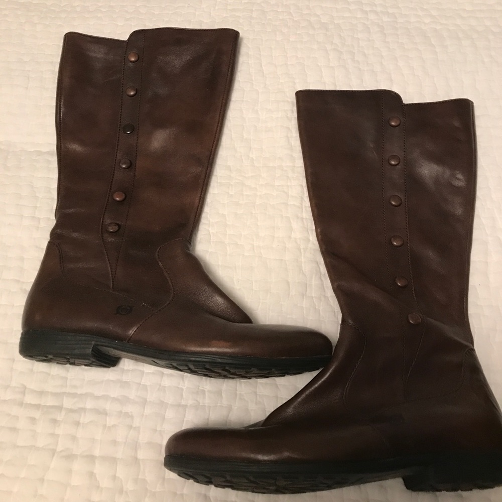 Born boots