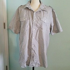 Mens casual shirt with epilets