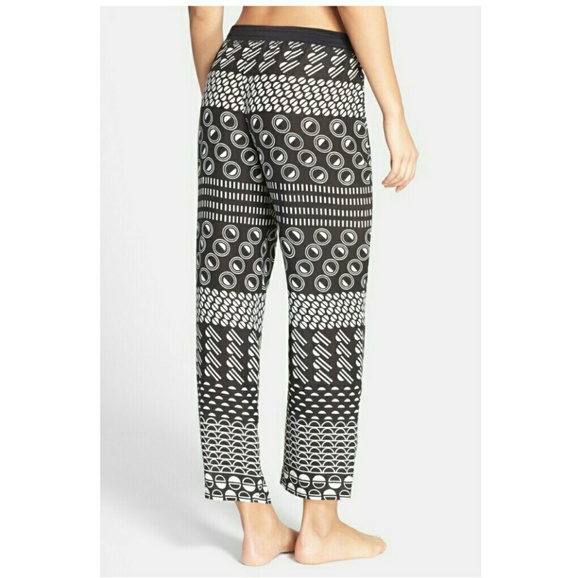 Natori eclipse lounge - Picture 2 of 2