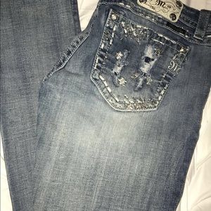 Miss Me Skinny Jeans. Size 31.