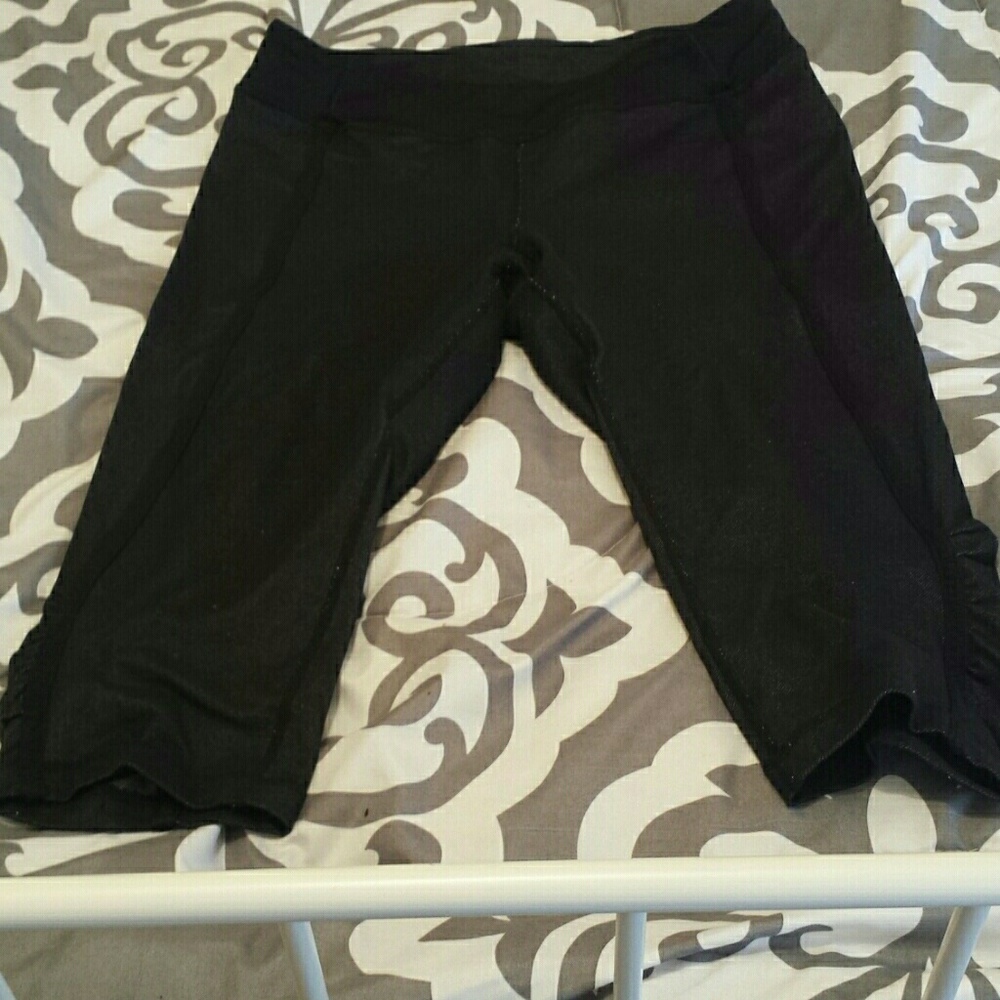 Lululemon  cropped denim