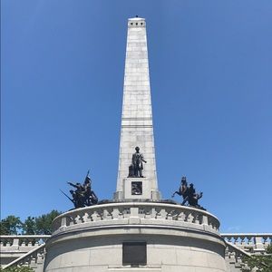 Meet your Posher, Ila