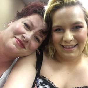 Meet your Posher, Abigail