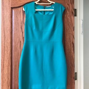 T tahari green dress size12