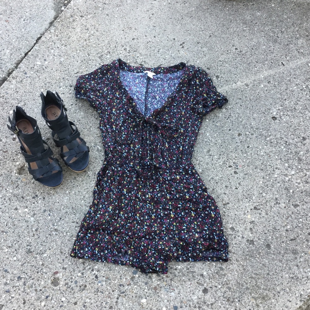 FLORAL ROMPER - Picture 3 of 6