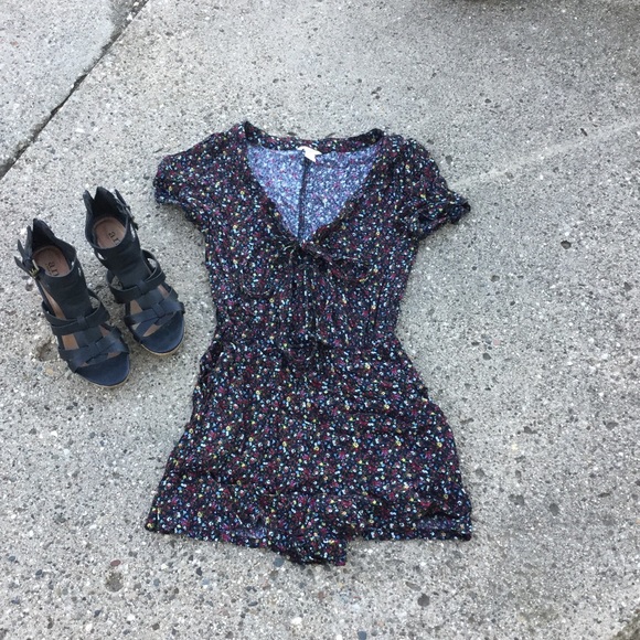 FLORAL ROMPER - Picture 3 of 6