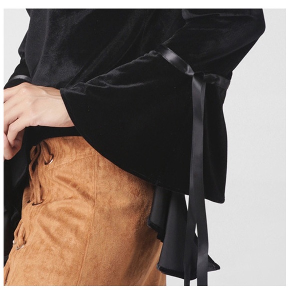 Black Velvet Off The Shoulder Top - Picture 5 of 5