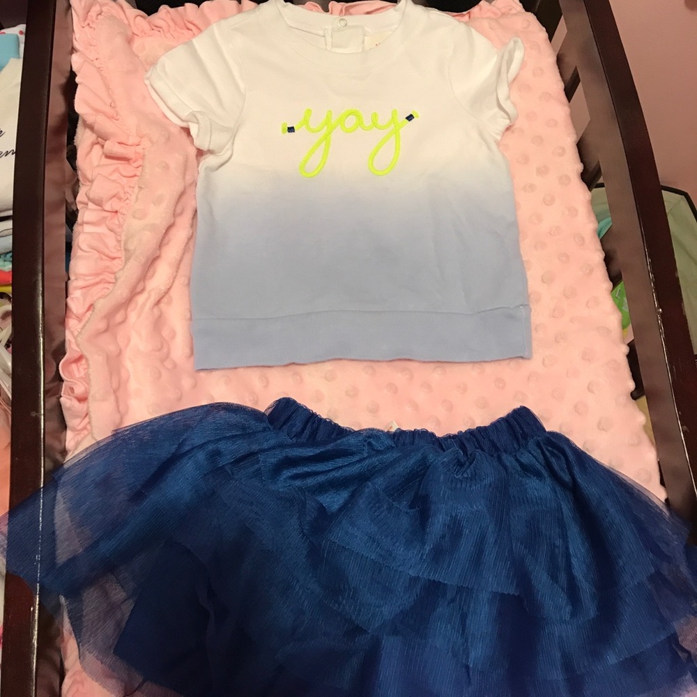 Cute outfit wore once ...washed and hung dry